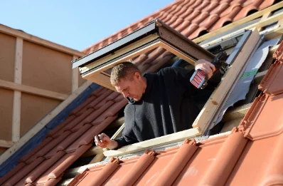Pose de fenêtres de toit Velux à Olizy
